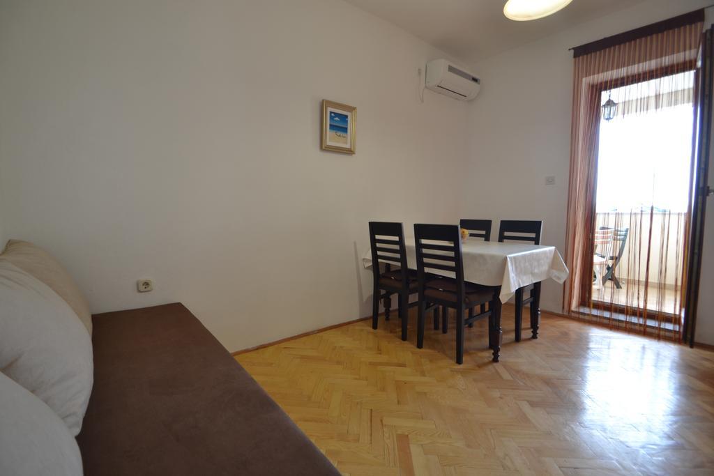 Apartments Kresan ซูโกชัน ภายนอก รูปภาพ