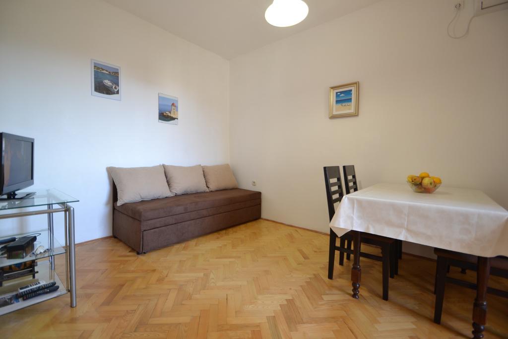 Apartments Kresan ซูโกชัน ภายนอก รูปภาพ