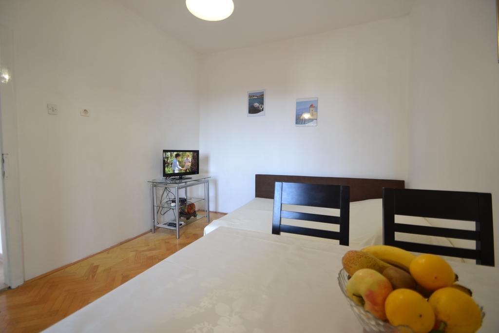Apartments Kresan ซูโกชัน ภายนอก รูปภาพ