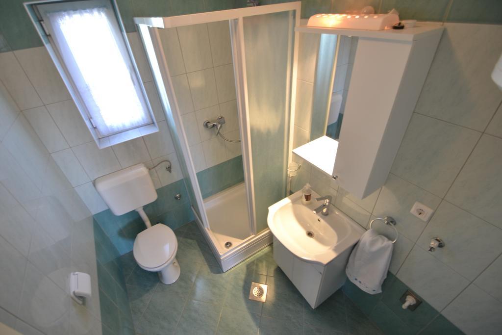 Apartments Kresan ซูโกชัน ภายนอก รูปภาพ