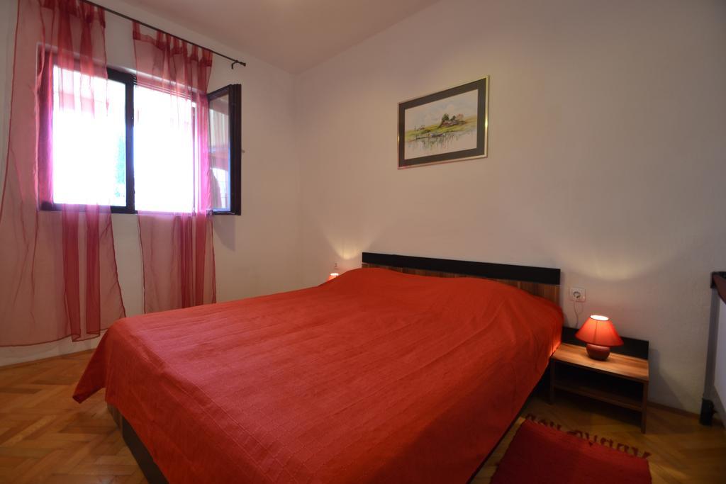 Apartments Kresan ซูโกชัน ภายนอก รูปภาพ
