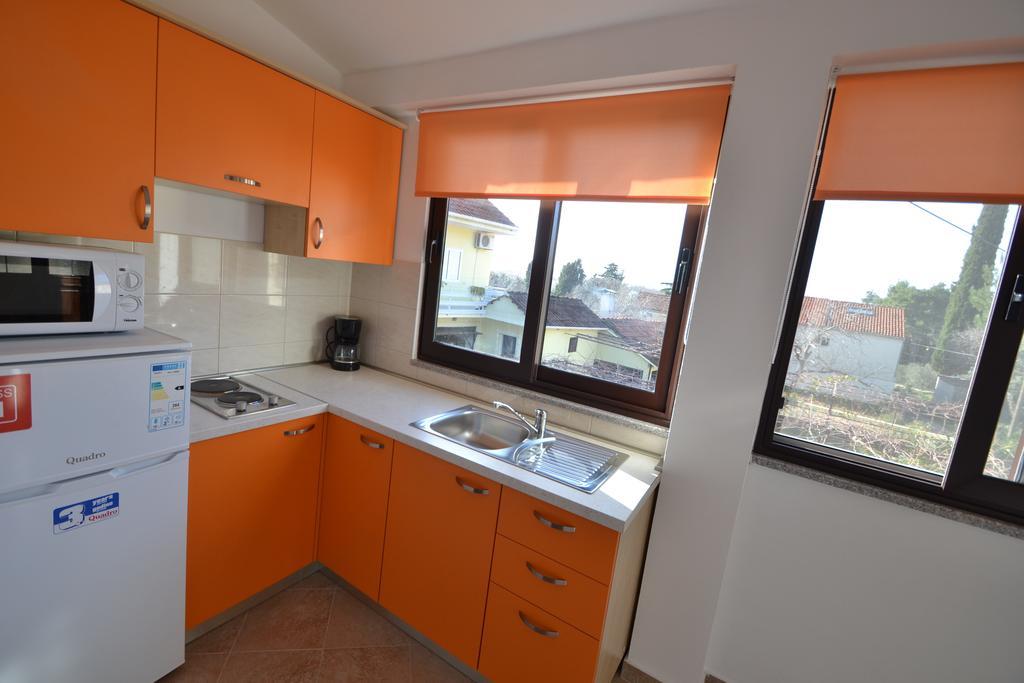 Apartments Kresan ซูโกชัน ภายนอก รูปภาพ