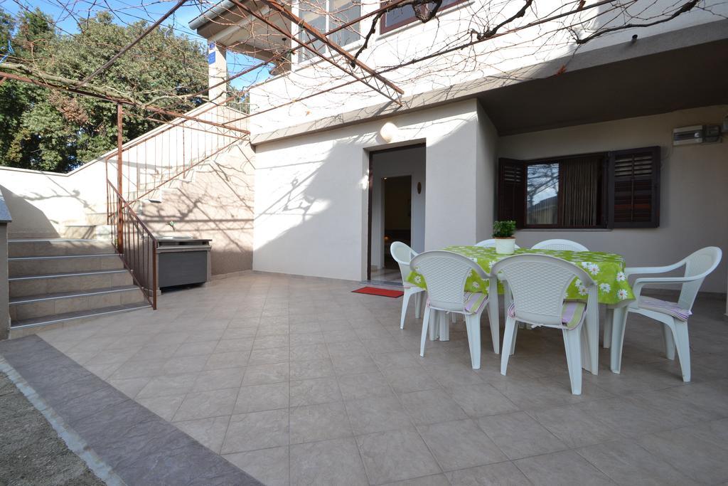 Apartments Kresan ซูโกชัน ภายนอก รูปภาพ